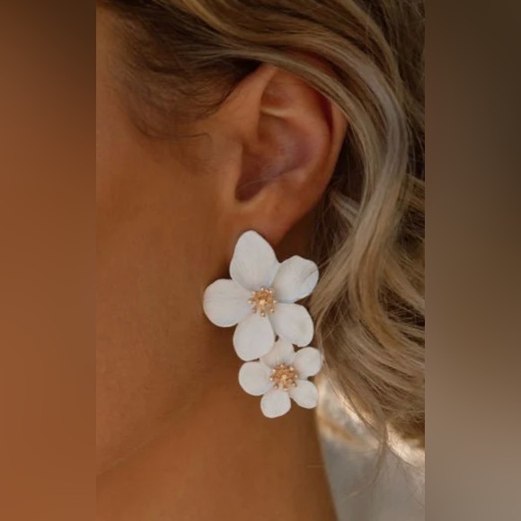 Bohemian  Flower Petals Drop Earrings - Picture 3 of 5